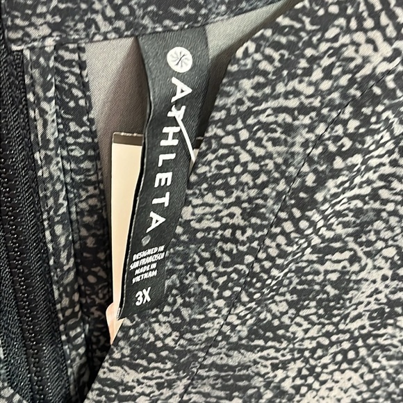 Athleta Black Gray viper printed Topanga Jumpsuit Size XXXL - Picture 5 of 11